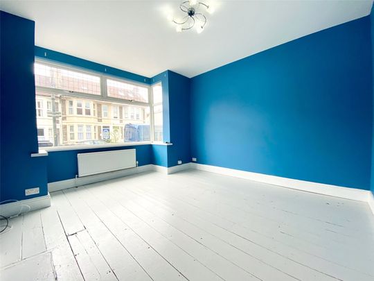 3 Bedroom - Photo 1