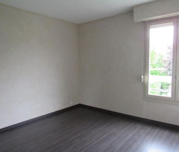 À louer : Appartement 3 pièces lumineux à Décines-Charpieu, quartie... - Photo 3