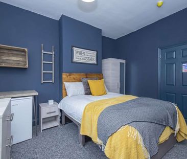 🏡 Welcome to William Street – Stylish, Social, and Seriously Conven... - Photo 1