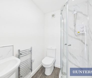 2 bedroom Flat To Let - Photo 6