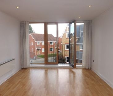 2 bedroom apartment to rent - Photo 3