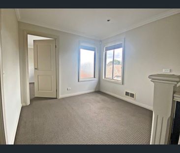 2/61 Jessie Street, Preston, Vic 3072 - Photo 4