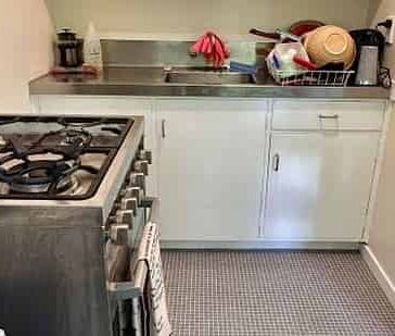 This beauty is such a cutie - Photo 2