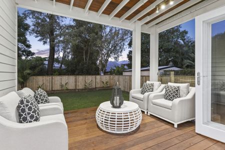 Spacious Dual-Level Family Home in Hendra - Photo 4