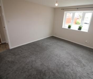 Panama Road, Burton upon Trent, DE13 - Photo 2