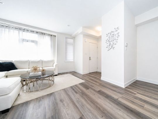 For Lease - 6 Sayers Lane Unit# 10, Richmond Hill, Ontario - Photo 1