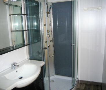 Appartement de 35 m² dans le bourg de Onzain - Photo 1