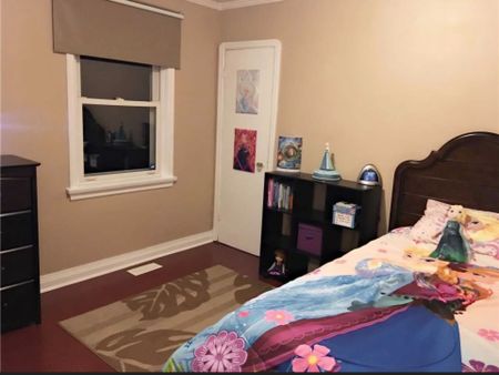 For Lease - 164 Central Park Boulevard, Oshawa, Ontario - Photo 5