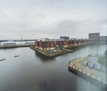 Flat to rent on - Photo 2