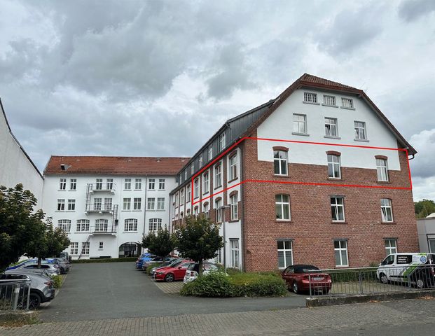 Ansprechende Praxisfläche in denkmalgeschütztem Ärztehaus von Lemgo, nähe Bahnhof! - Photo 1