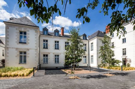 A Louer - Nantes Jardin Des Plantes - Appartement 2 Pièces De 49.33 M² - Photo 2