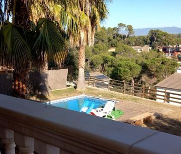 Charming apartment for temporary rent in the heart of Puerto Banús - Photo 5