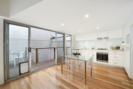 Unique Warehouse Conversion Adjacent To New Metro - Photo 4