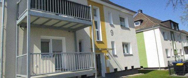 Schöne Wohnung: 2-Zimmer-Dachgeschosswohnung - Photo 1