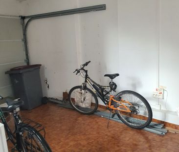 AU PIED DU CENTRE ET DE LA GARE, SPACIEUX T2 MEUBLÉ DE 50M² AVEC TE... - Photo 5