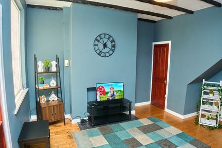 Room in a Shared House, Manchester, M40 - Photo 2