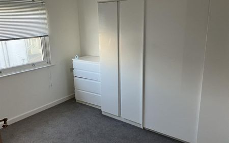 West Street, Worthing - Photo 2