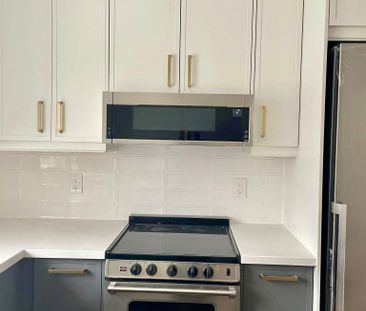 For Lease - 256 Annette Street Unit# Upper, Toronto, Ontario - Photo 4