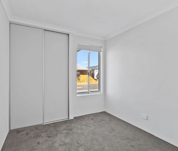 Brand New Low-Maintenance 4x2 - The Perfect Lock & Leave Lifestyle - Photo 1