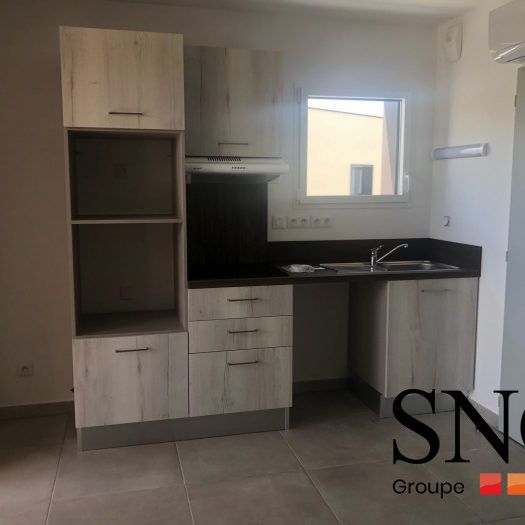 T2 AVEC LOGGIA + PARKING - Photo 1