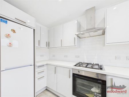 1 bedroom flat to rent - Photo 5