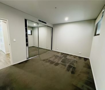 2 bed 2 bath - Photo 3