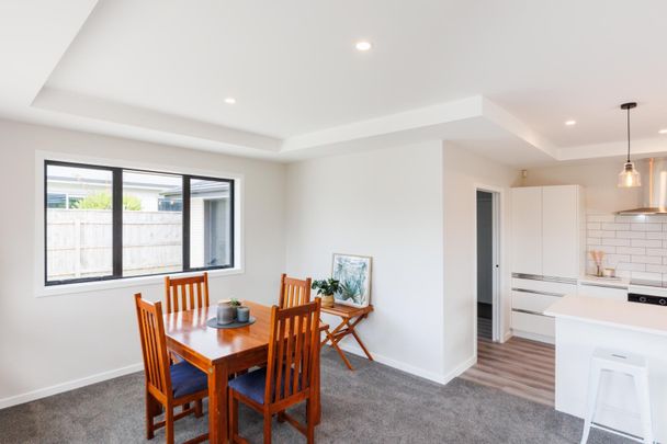 Levin - 3 Bedrooms - Photo 1
