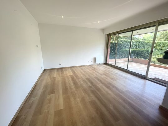 Appartement T2 en location 900 € par mois Cagnes-Sur-Mer - Photo 1