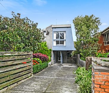 Quiet and Convenient, Exclusively The Vaucluse - Photo 5