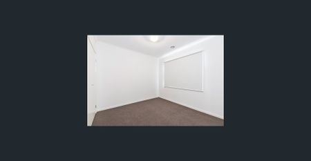 Spacious Family Home! - Photo 3