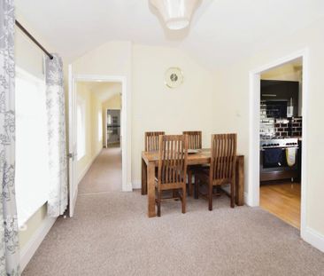 3 bedroom maisonette to rent - Photo 4