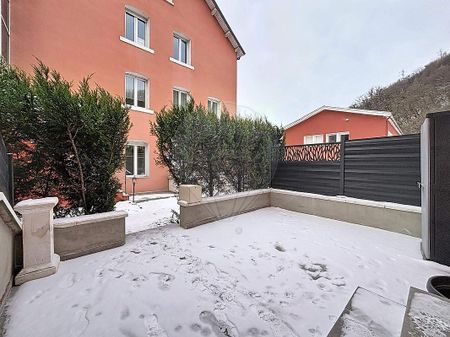 Appartement 1 chambre(s) à louer - Sainte-Suzanne - Photo 4