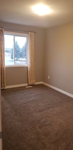 For Lease - 1061 Eagletrace Drive Unit# 85, London North, Ontario - Photo 2