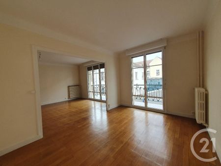 Location Appartement 4 pièces 93m² FONTAINEBLEAU 77300 - Photo 2