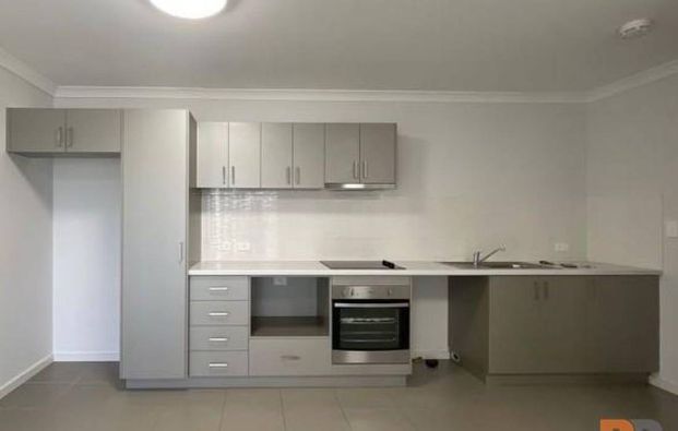 3B/4 Adnata Road, BEELIAR WA 6164 - Photo 1