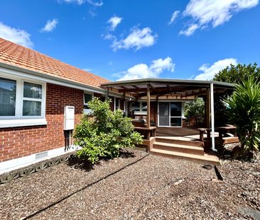 Family-Friendly Living - Owhata - Photo 2