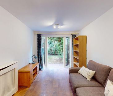 Ashbee House - Photo 2