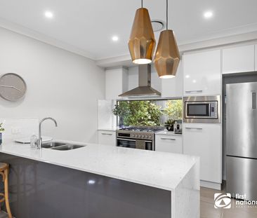 LOVELY HOME IN SOUGHT AFTER AREA OF THORNLANDS - Photo 6