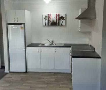 Stylish Studio Accommodation - Walk to Hospitals & CBD - Photo 5