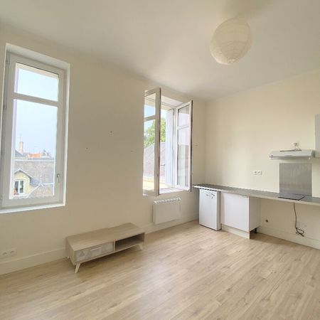 Location Appartement 1 pièce 27m² - Photo 4