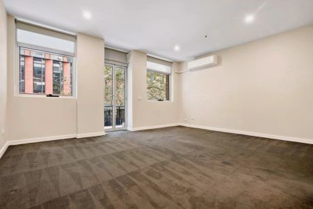 2Bedrooms, 1Bathrooms - Photo 2