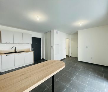 Location Appartement 2 pièces 42m² - Photo 5