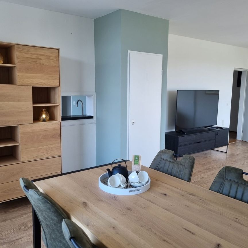Te huur: Jacques Urlusstraat 147, 2551 HB Den Haag - Foto 1