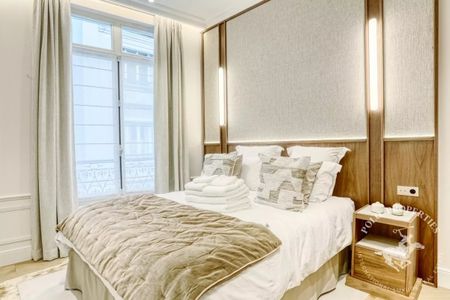 Appartement à louer à Paris 8Ème - Photo 5