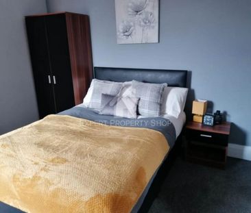 1 bedroom in a house share to rent - Photo 1