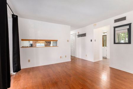 For Lease - 244 Charlotte Street Unit# 3, Lower Town - Sandy Hill, Ontario - Photo 3