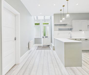 Fulmer Lane, Gerrards Cross, Buckinghamshire,SL9 - Photo 5