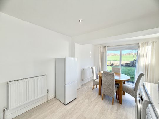 3 Bedroom Bungalow for Rent - Photo 1