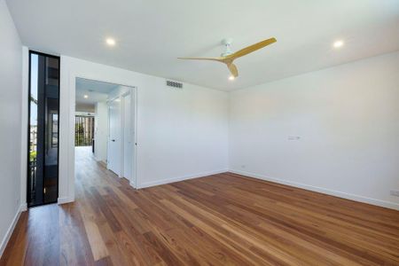 90A Seagull Avenue - Photo 4