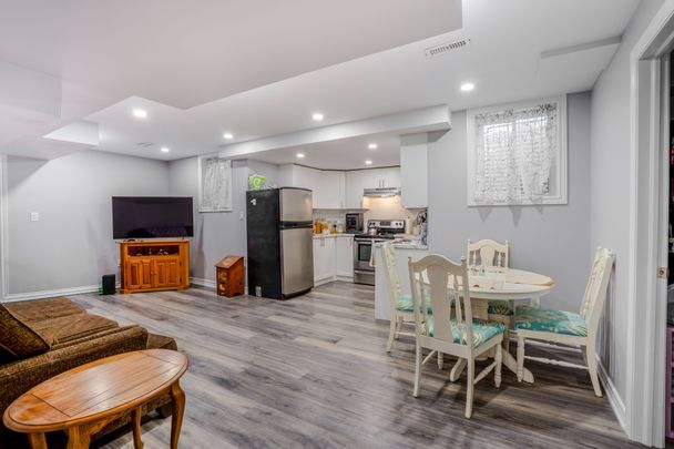 For Lease - 19 Julie Street Unit# Lower, Essa, Ontario - Photo 1